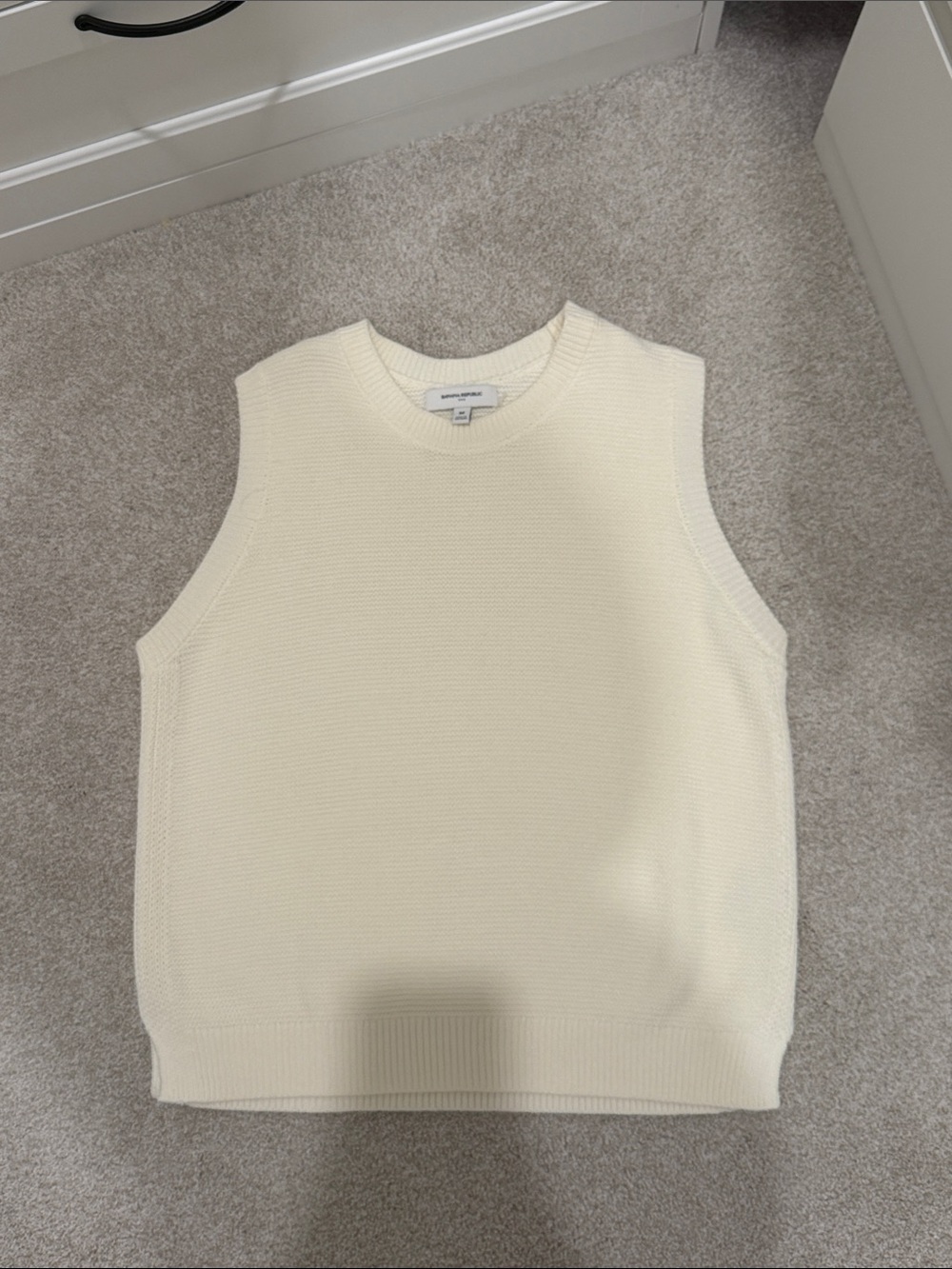 Women’s Cream Knit Sleeveless Sweater Vest - Unbranded